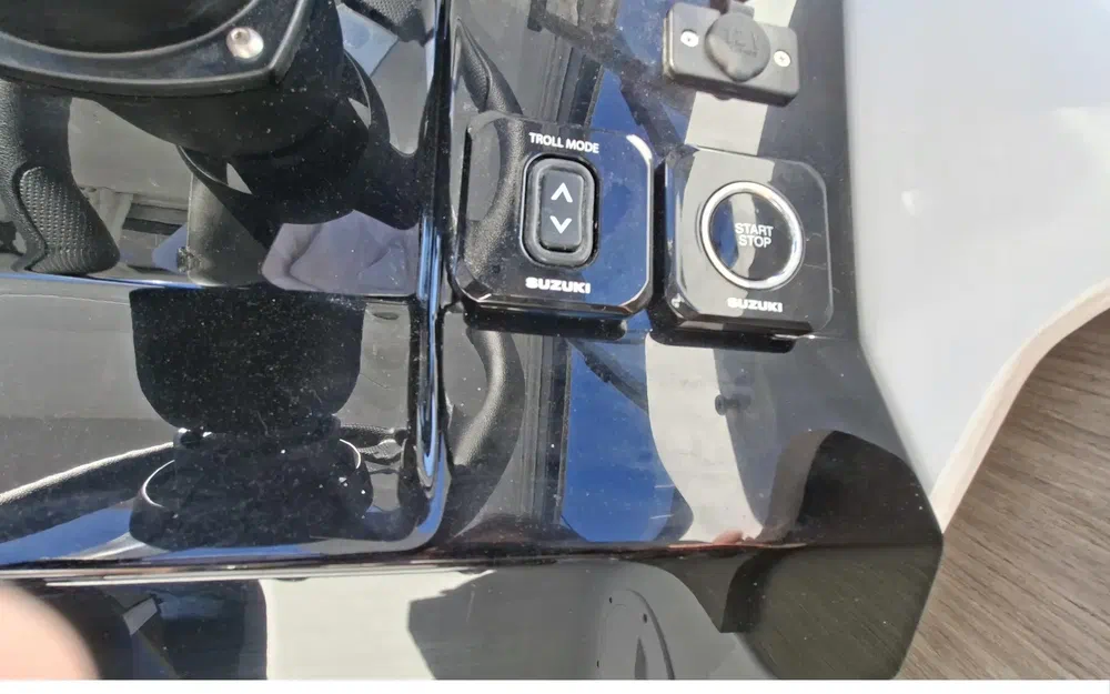 slider 35 Jeanneau Merry Fisher 695 Serie 2