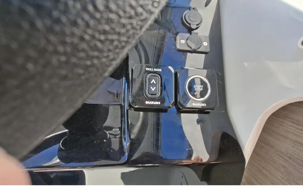 slider 36 Jeanneau Merry Fisher 695 Serie 2