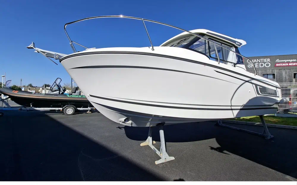 slider 6 Jeanneau Merry Fisher 695 Serie 2