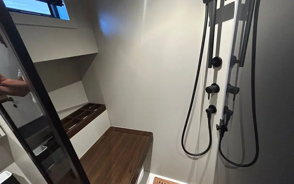 slider 28 Bellini Astor