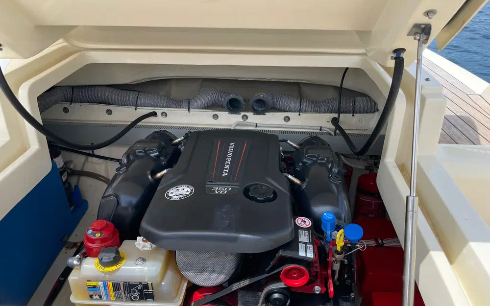 slider 7 Invictus 280 CX