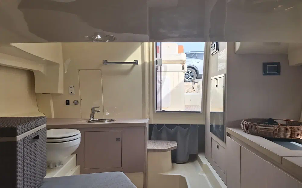 slider 11 Invictus 280 CX