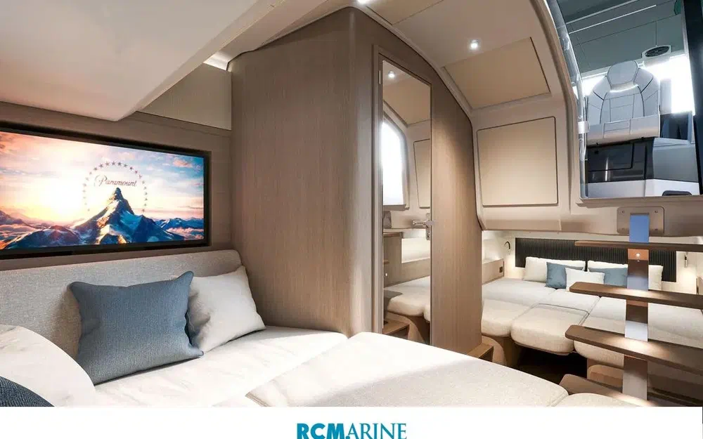 slider 12 Beneteau Gran Turismo 35