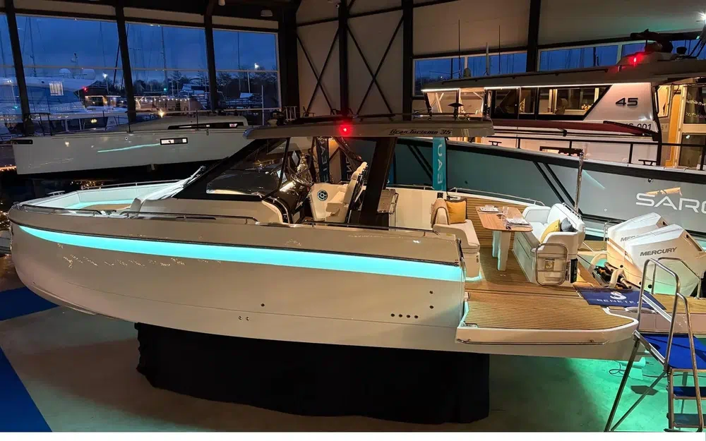 slider 18 Beneteau Gran Turismo 35