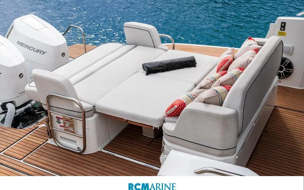 slider 8 Beneteau Gran Turismo 35