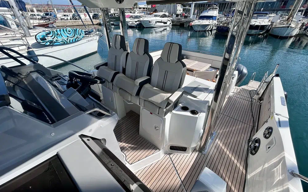 slider 10 Jeanneau Cap Camarat 12.5 WA