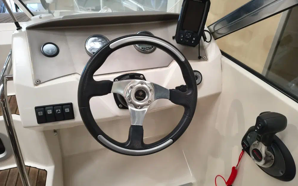 slider 5 Jeanneau Cap Camarat 635 cap camarat 635 dc