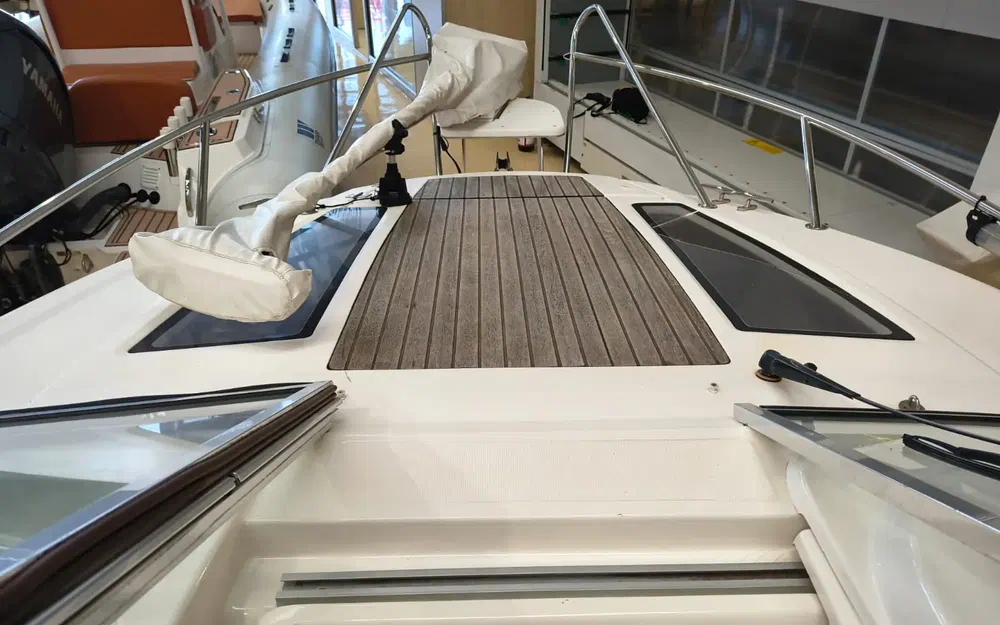 slider 6 Jeanneau Cap Camarat 635 cap camarat 635 dc