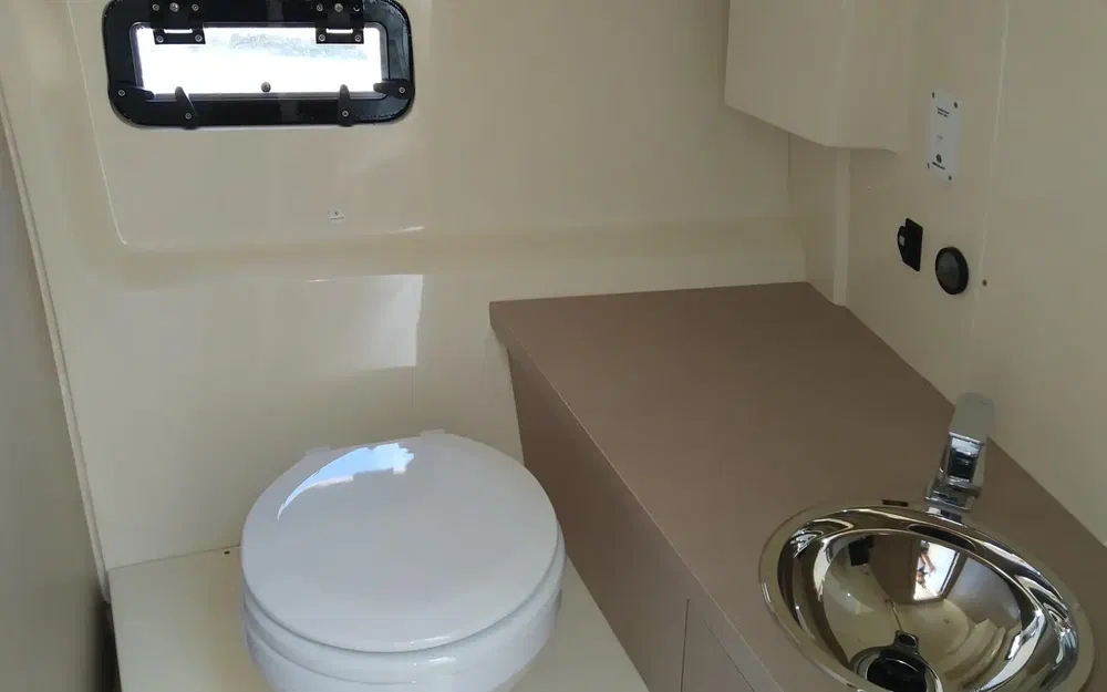 slider 31 Invictus 280 CX