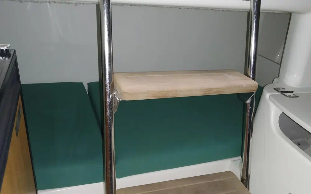 slider 11 Jeanneau Leader 705