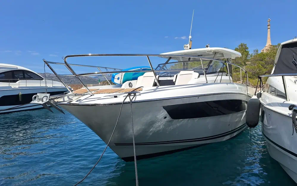 slider 5 Jeanneau Cap Camarat 12.5 WA