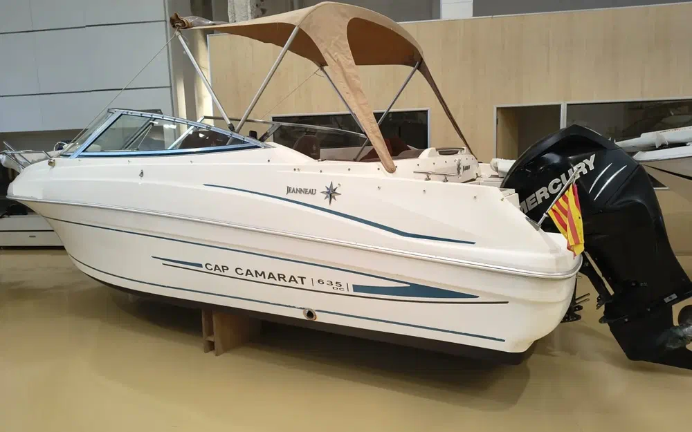 slider 1 Jeanneau Cap Camarat 635 cap camarat 635 dc