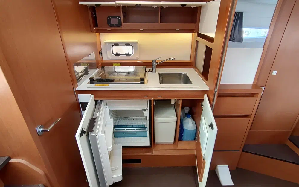 slider 22 Jeanneau Leader 36 Sportop