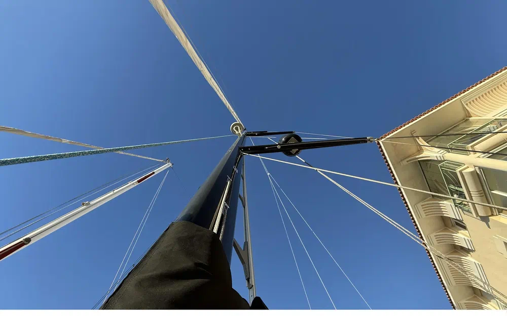 slider 38 Beneteau Oceanis Yacht 62