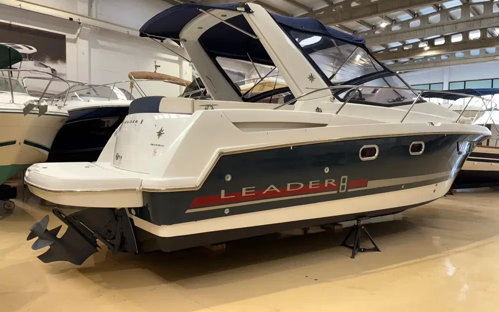 slider 0 Jeanneau Leader 8