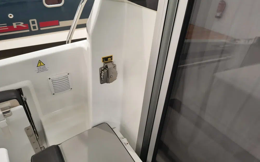 slider 5 Jeanneau Merry Fisher 795 Serie 2