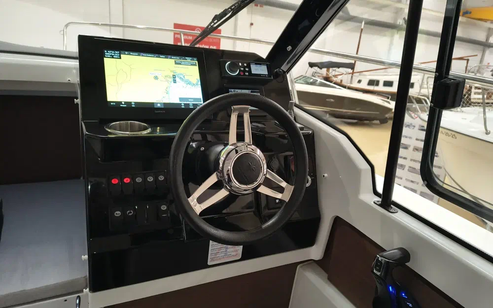 slider 8 Jeanneau Merry Fisher 795 Serie 2