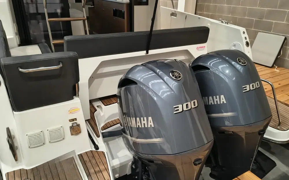 slider 3 Jeanneau Merry Fisher 1095