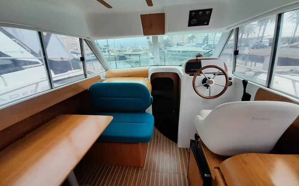 slider 3 Jeanneau Merry Fisher 805