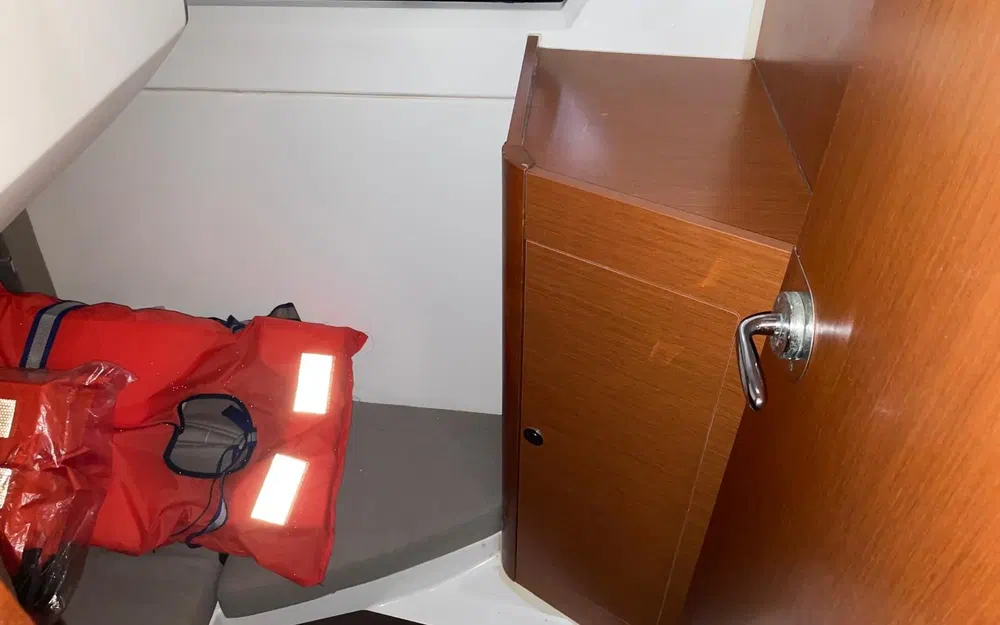 slider 8 Jeanneau Merry Fisher 855