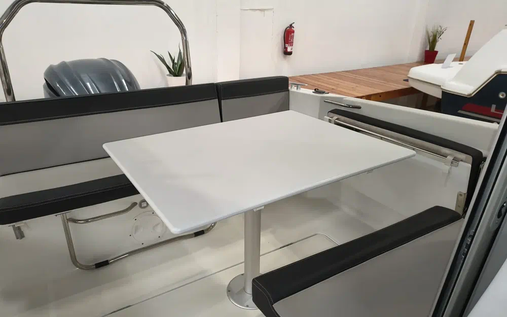 slider 10 Jeanneau Merry Fisher 795 Serie 2