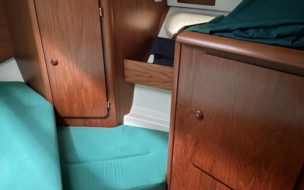 slider 17 Jeanneau Merry Fisher 925 Fly