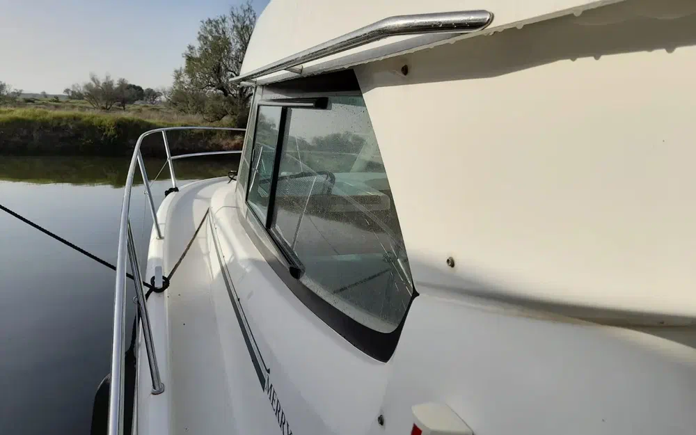 slider 25 Jeanneau Merry Fisher 925 Fly