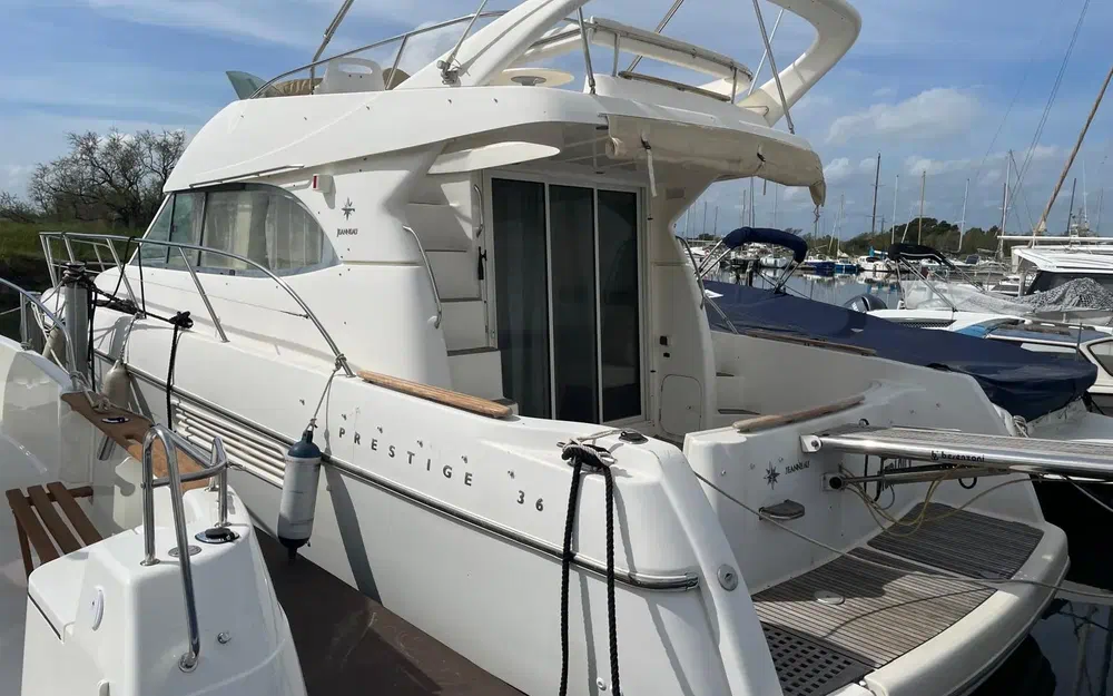 slider 1 Jeanneau Prestige 36