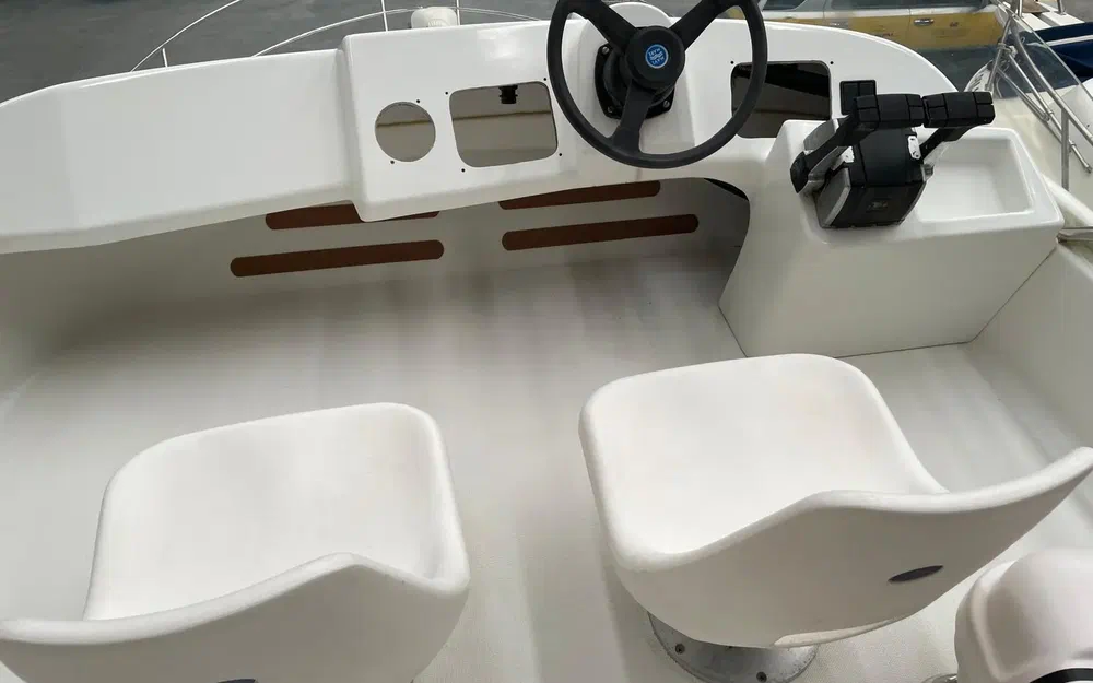 slider 21 Jeanneau Merry Fisher 925 Fly