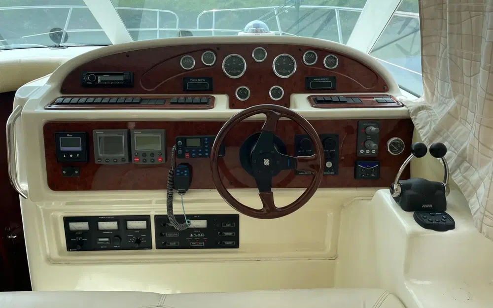 slider 6 Jeanneau Prestige 36