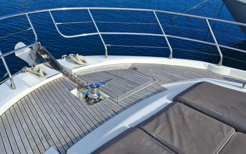 slider 23 Prestige Yachts 520 Fly