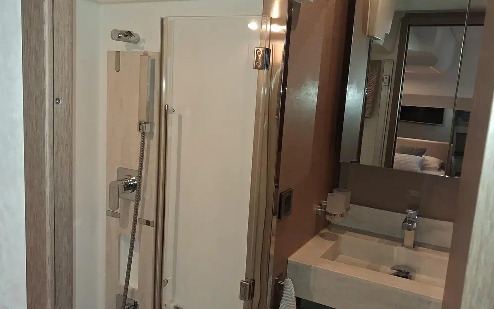 slider 72 Prestige Yachts 520 Fly