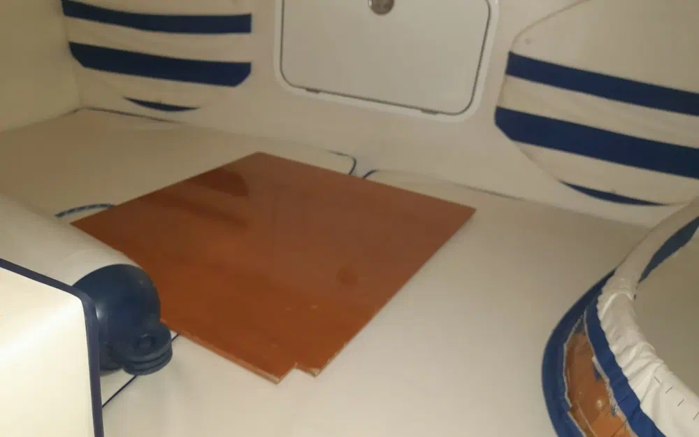 slider 10 Coverline 710 Cabin