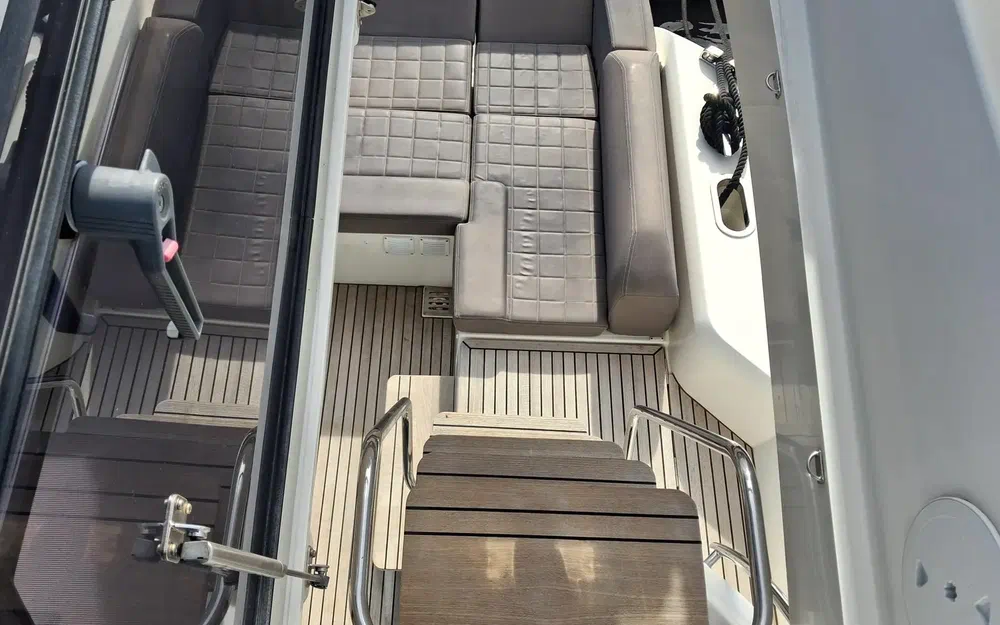 slider 20 Prestige Yachts 520 Fly