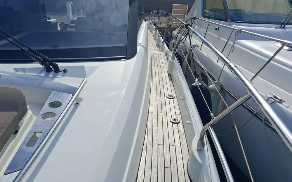 slider 31 Prestige Yachts 520 Fly
