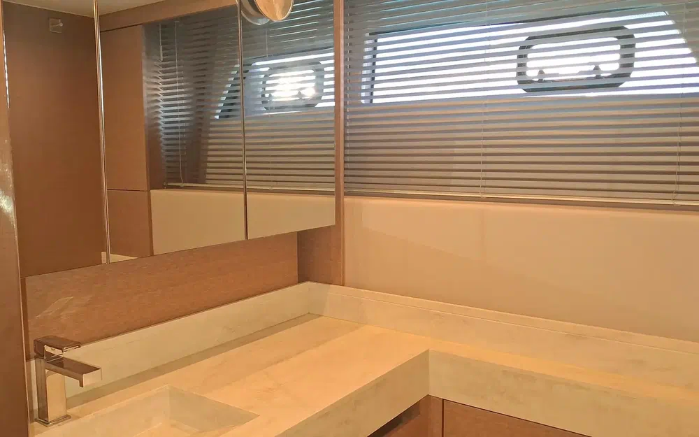 slider 75 Prestige Yachts 520 Fly