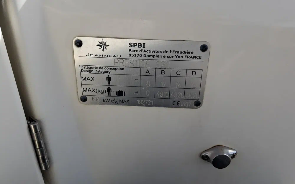 slider 89 Prestige Yachts 520 Fly