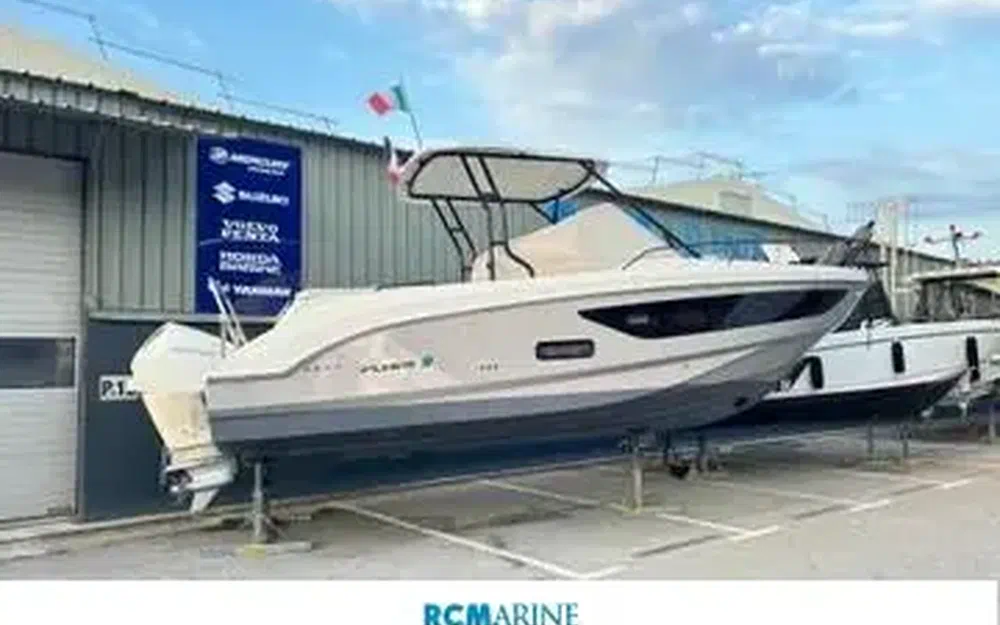 slider 0 Beneteau Flyer 9 Sundeck