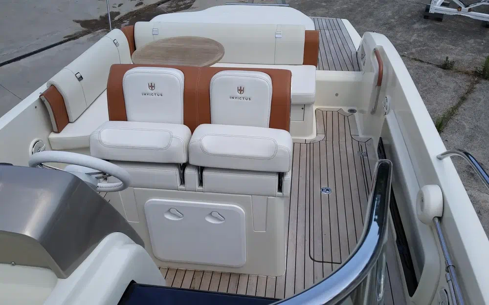 slider 15 Invictus 280 CX