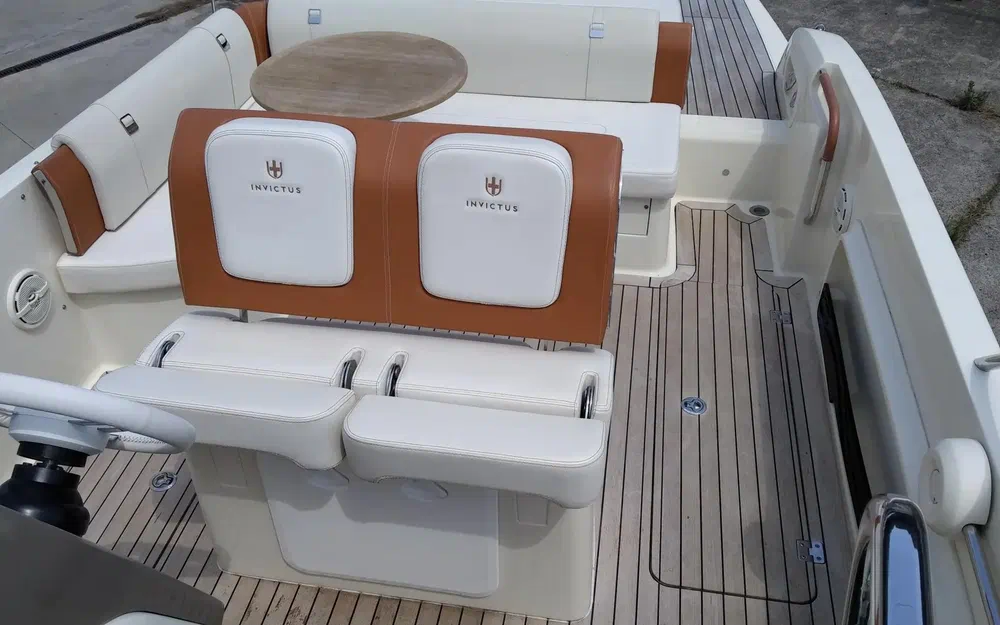 slider 16 Invictus 280 CX