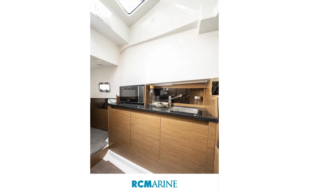 slider 9 Beneteau Flyer 9 Sundeck