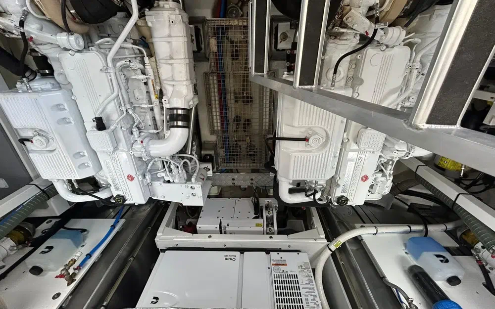 slider 44 Prestige Yachts 590 Fly