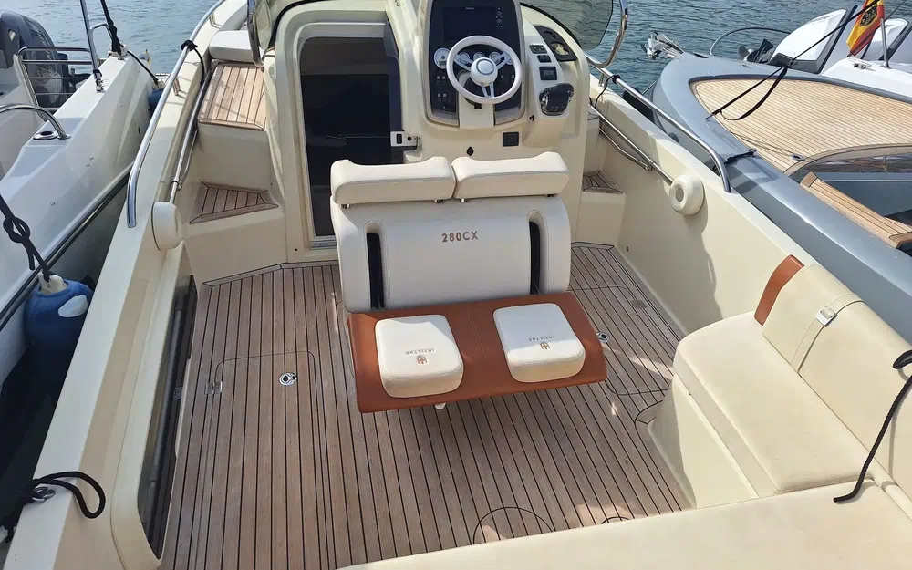 slider 7 Invictus 280 CX