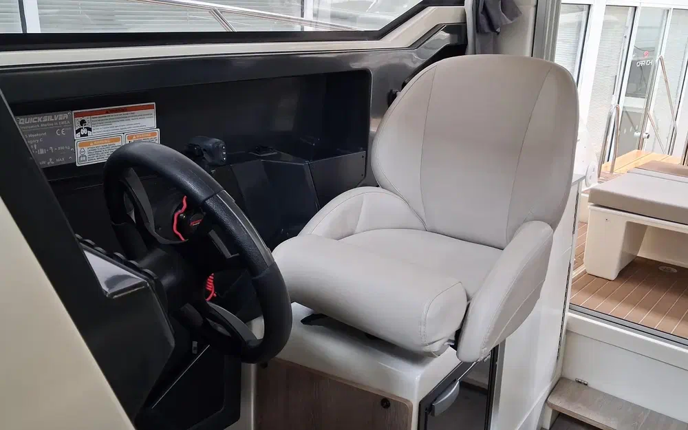 slider 21 Quicksilver 675 Weekend