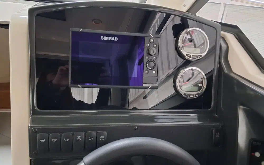 slider 23 Quicksilver 675 Weekend