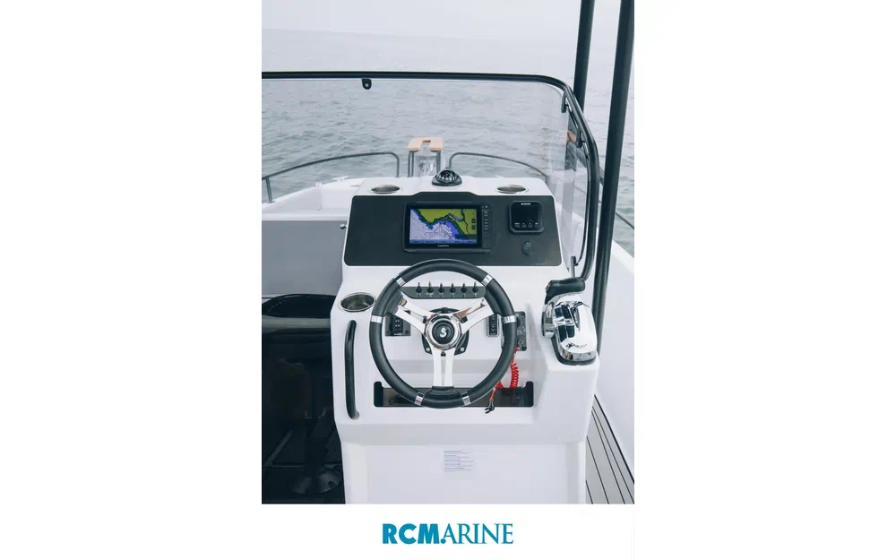 slider 6 Beneteau Flyer 7 SPACEdeck