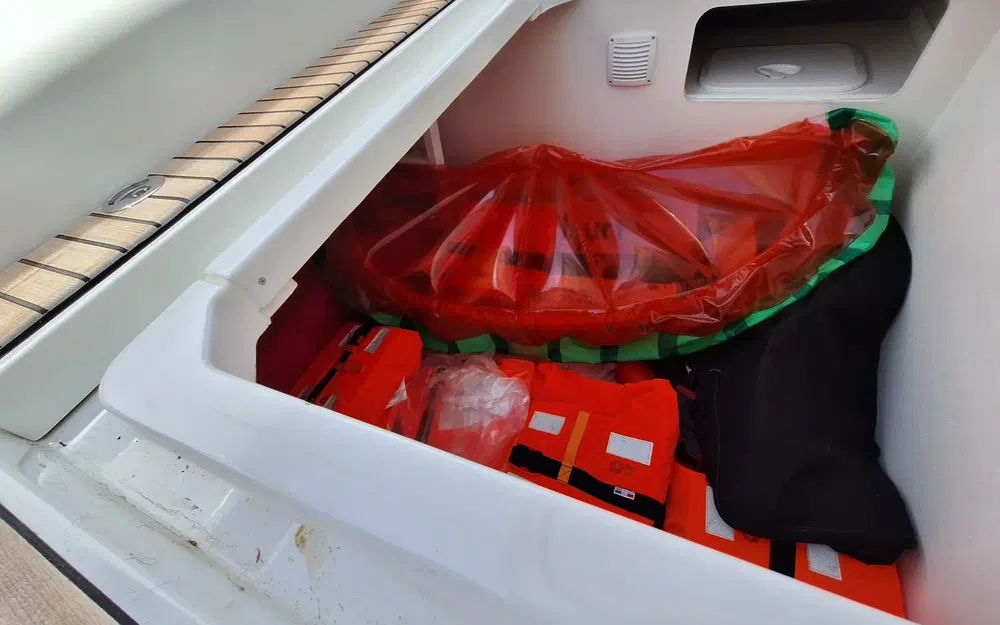 slider 10 Jeanneau Cap Camarat 12.5 WA