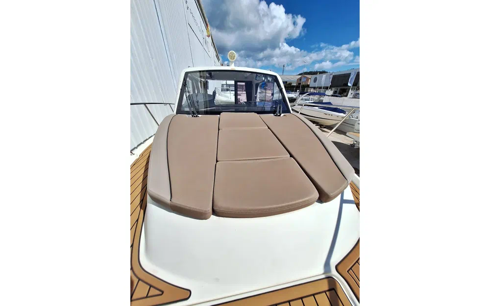 slider 2 Quicksilver Activ 905 Weekend