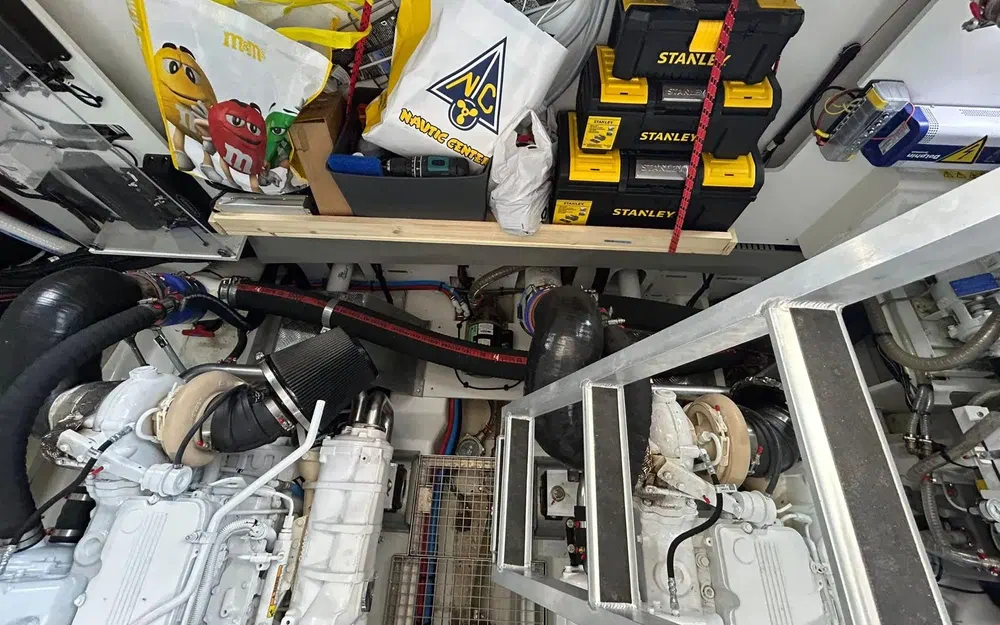 slider 43 Prestige Yachts 590 Fly