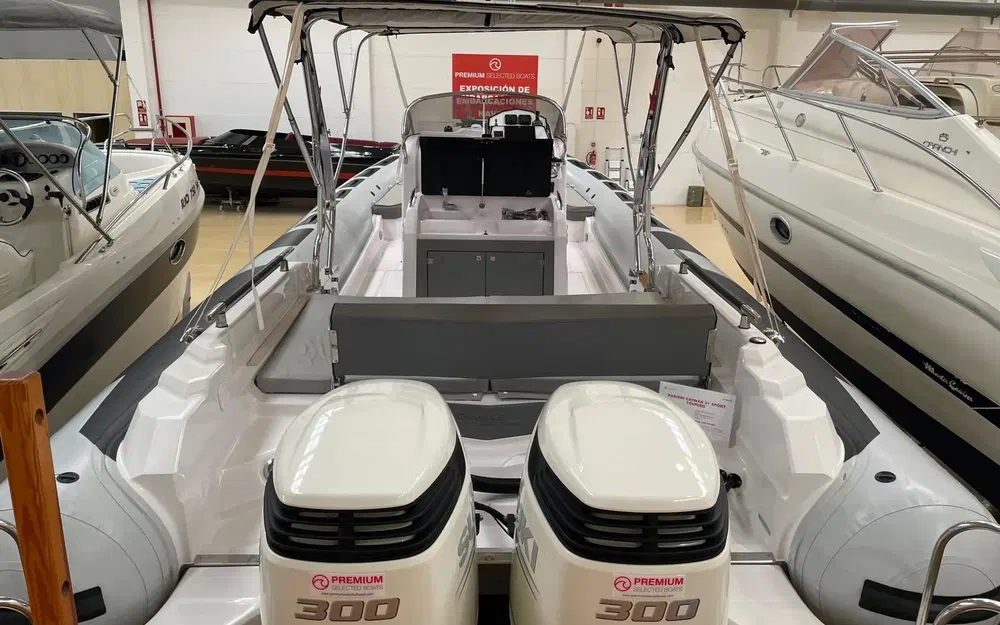 slider 2 Ranieri Cayman 31 Sport Touring